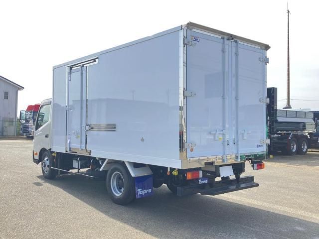 HINO DUTRO 2025 Image 31