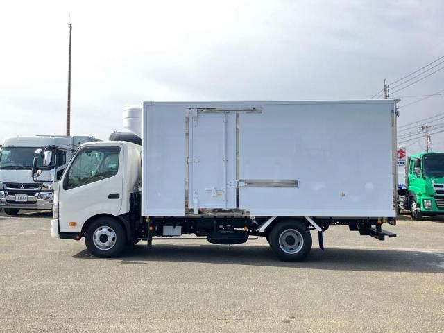 HINO DUTRO 2025 Image 31