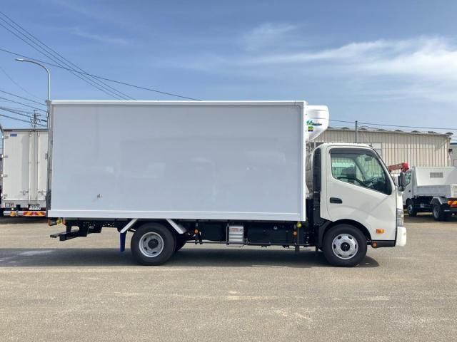 HINO DUTRO 2025 Image 31