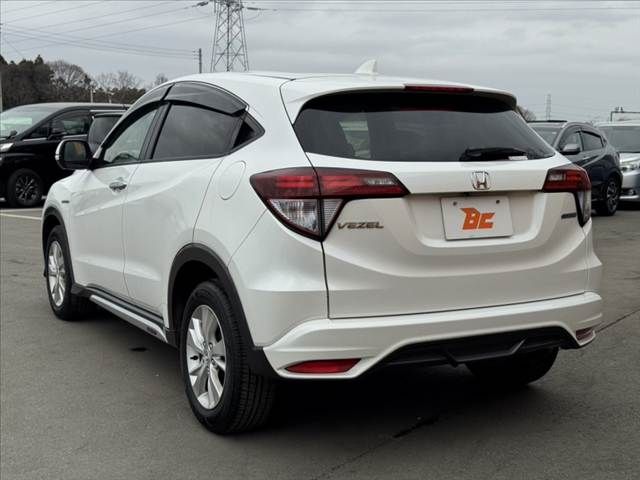HONDA VEZEL HYBRID 2015 Image 31