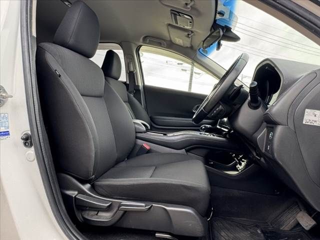 HONDA VEZEL HYBRID 2015 Image 31