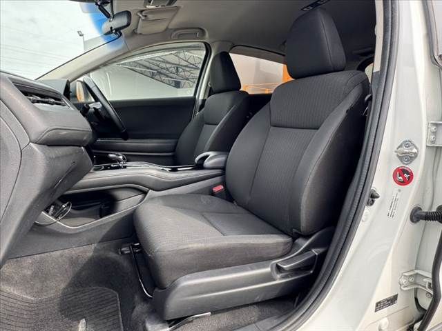 HONDA VEZEL HYBRID 2015 Image 31