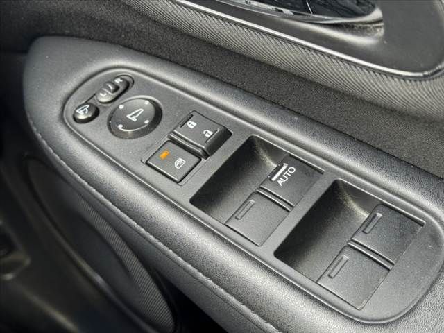 HONDA VEZEL HYBRID 2015 Image 31