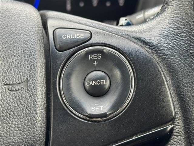 HONDA VEZEL HYBRID 2015 Image 31