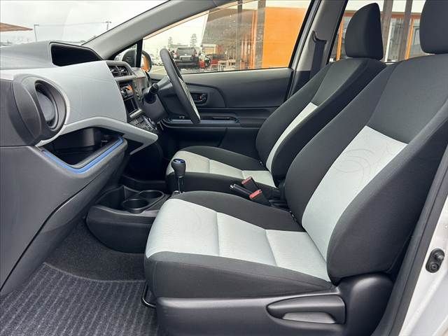 TOYOTA AQUA 2014 Image 31