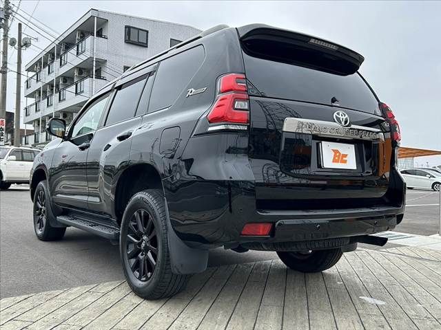 TOYOTA LANDCRUISER PRADO 2021 Image 31