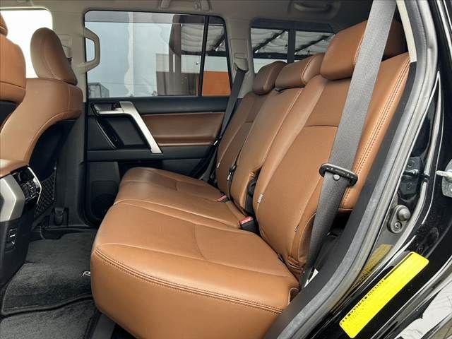 TOYOTA LANDCRUISER PRADO 2021 Image 31