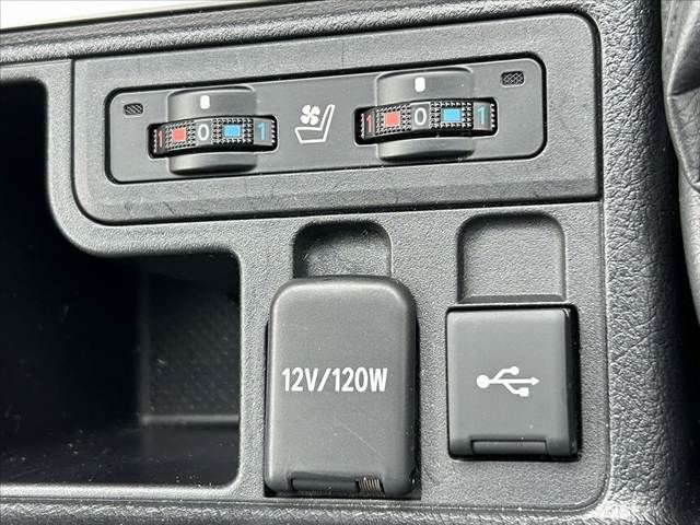 TOYOTA LANDCRUISER PRADO 2021 Image 31