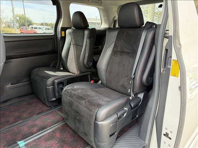 TOYOTA VELLFIRE 2012 Image 31