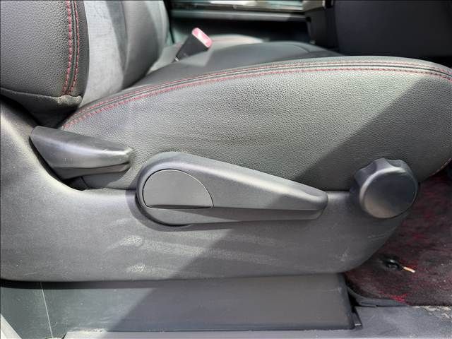 TOYOTA VELLFIRE 2012 Image 31