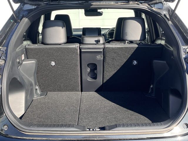 TOYOTA YARIS CROSS HYBRID 2024 Image 31