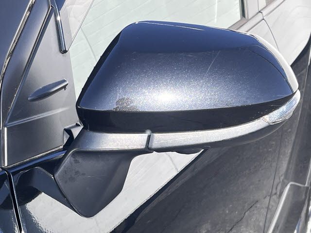 TOYOTA YARIS CROSS HYBRID 2024 Image 31