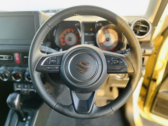SUZUKI JIMNY 4WD 2023 Image 31