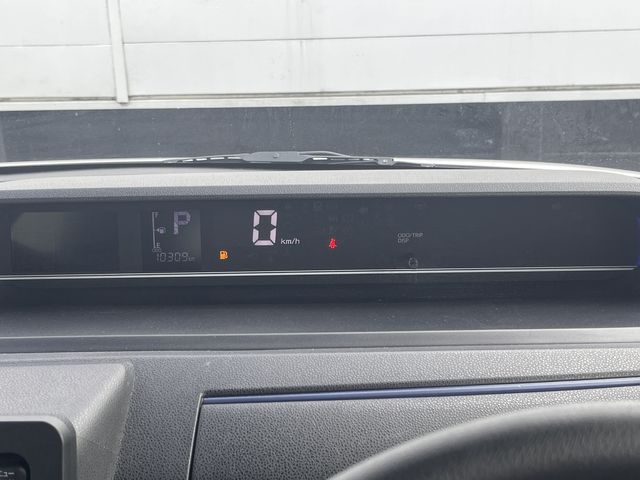 DAIHATSU TANTO CUSTOM 2021 Image 31