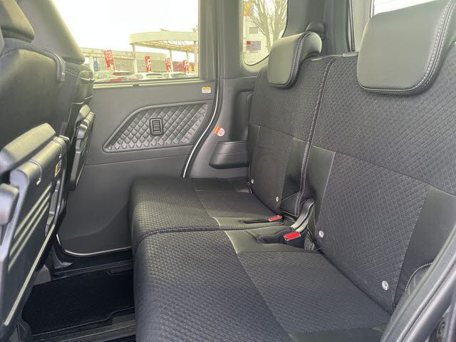 DAIHATSU TANTO CUSTOM 2021 Image 31