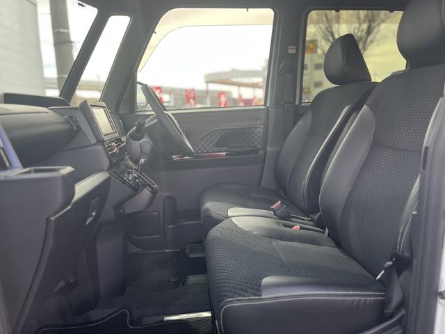 DAIHATSU TANTO CUSTOM 2021 Image 31