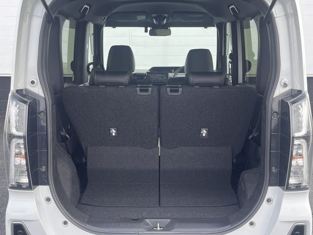 DAIHATSU TANTO CUSTOM 2021 Image 31