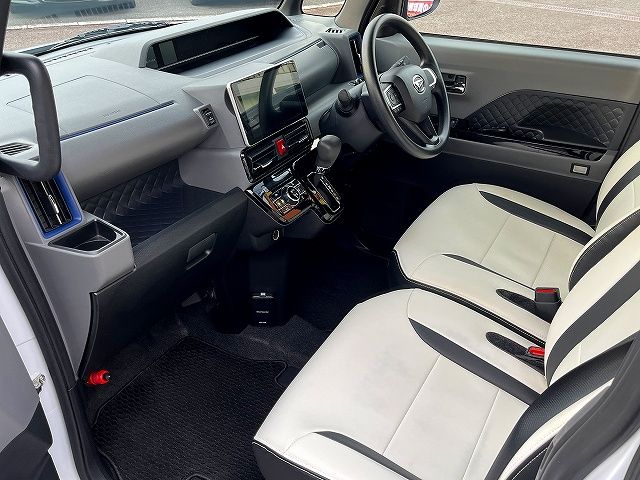 DAIHATSU TANTO CUSTOM 2020 Image 31