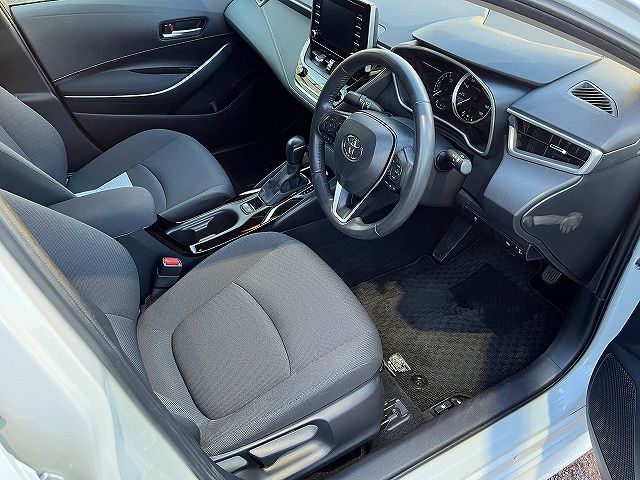 TOYOTA COROLLA SEDAN HYBRID 2020 Image 31