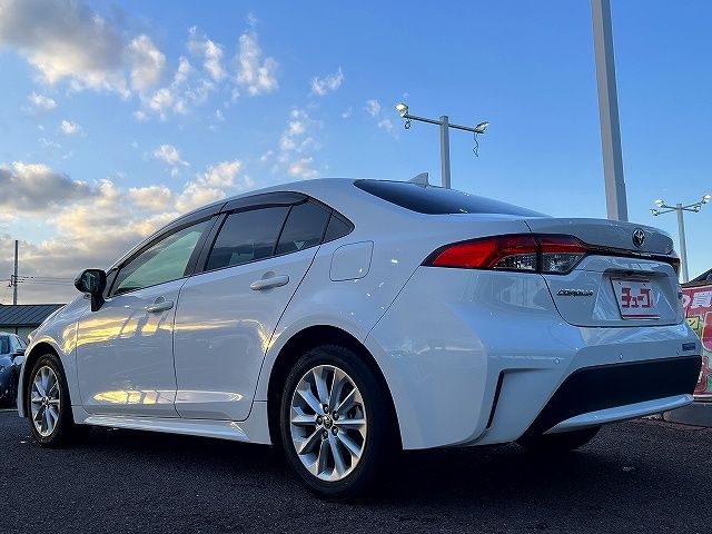 TOYOTA COROLLA SEDAN HYBRID 2020 Image 31