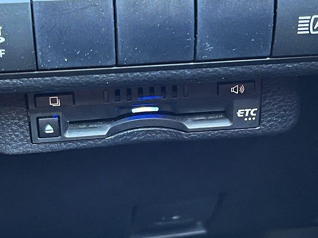 TOYOTA COROLLA SEDAN HYBRID 2020 Image 31