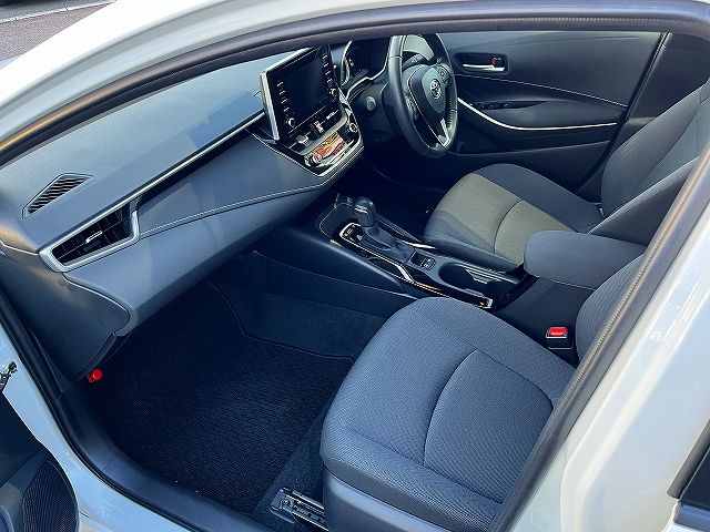 TOYOTA COROLLA SEDAN HYBRID 2020 Image 31