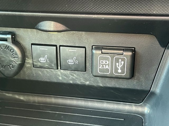 DAIHATSU ROCKY 2020 Image 31