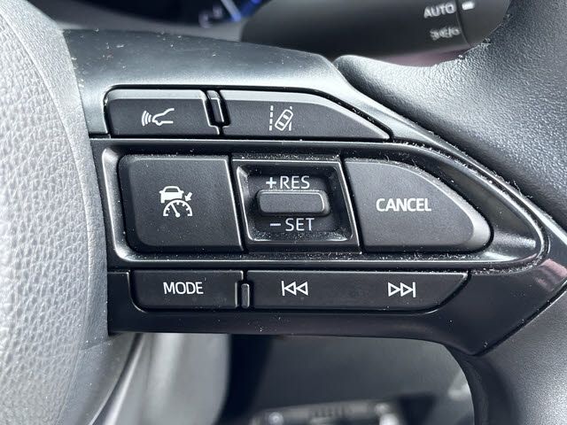 TOYOTA YARIS CROSS HYBRID 2023 Image 31