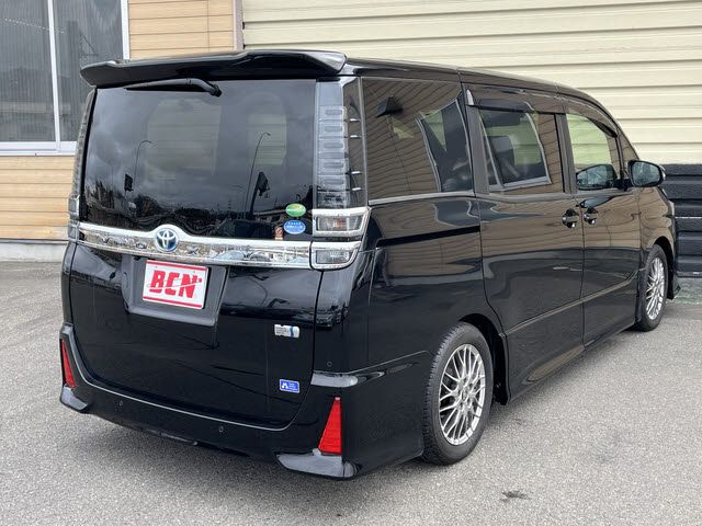 TOYOTA VOXY HYBRID 2021 Image 31