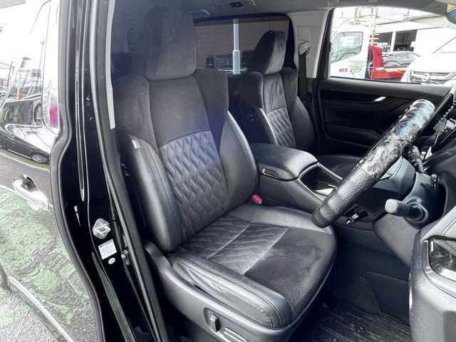 TOYOTA ALPHARD 2015 Image 31