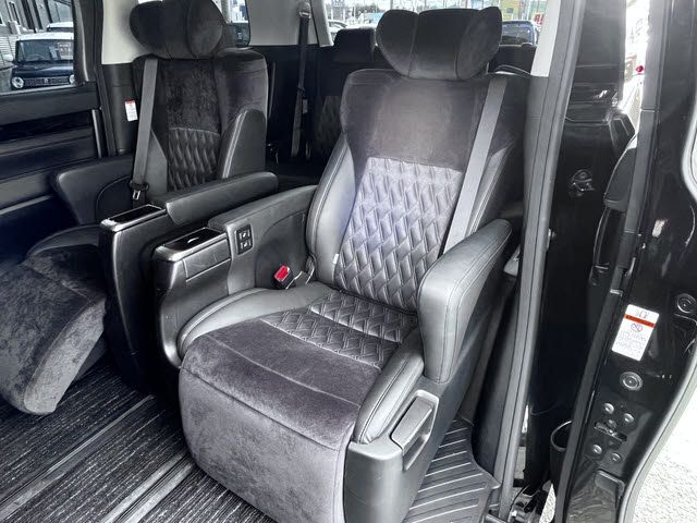 TOYOTA ALPHARD 2015 Image 31