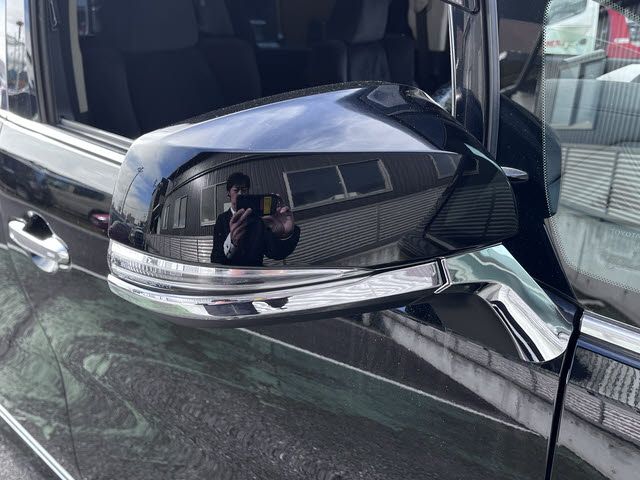 TOYOTA ALPHARD 2015 Image 31