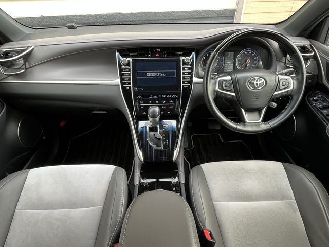 TOYOTA HARRIER 2WD 2017 Image 31