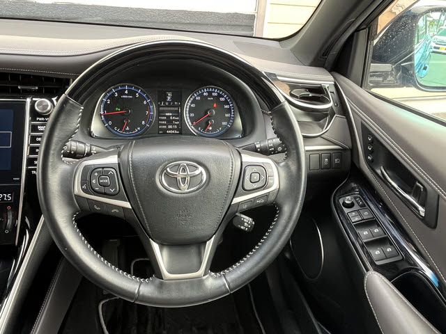 TOYOTA HARRIER 2WD 2017 Image 31