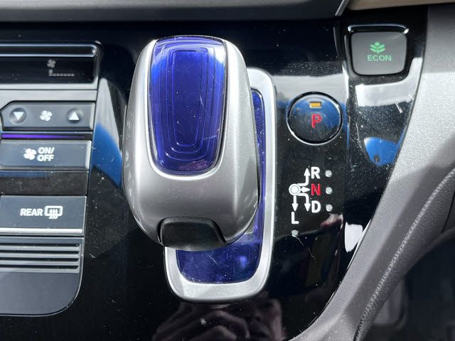 HONDA FREED HYBRID 2017 Image 31