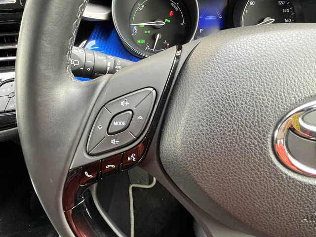 TOYOTA C-HR 2019 Image 31
