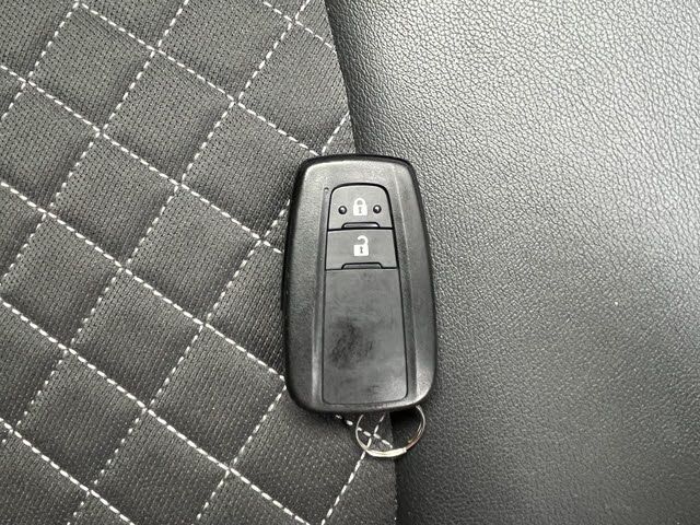 TOYOTA C-HR 2019 Image 31