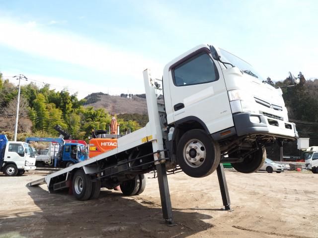 MITSUBISHI CANTER 2018 Image 31