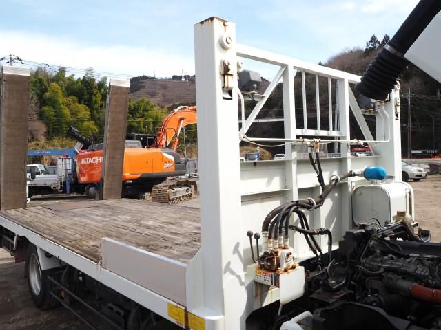 MITSUBISHI CANTER 2018 Image 31