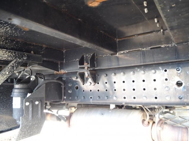 MITSUBISHI CANTER 2018 Image 31