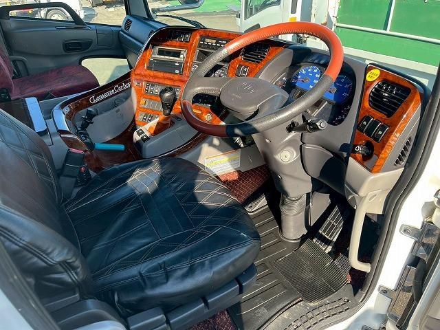 NISSAN DIESEL QUON 2013 Image 31