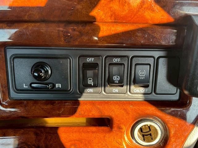 NISSAN DIESEL QUON 2013 Image 31