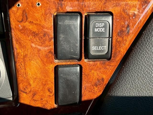 NISSAN DIESEL QUON 2013 Image 31