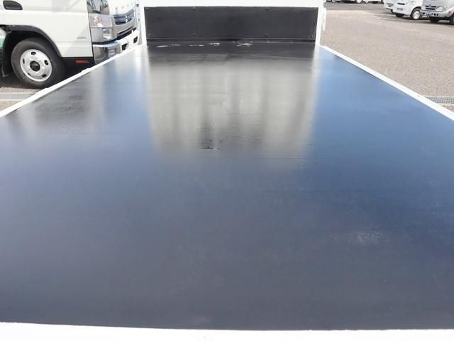 MITSUBISHI CANTER 2018 Image 31