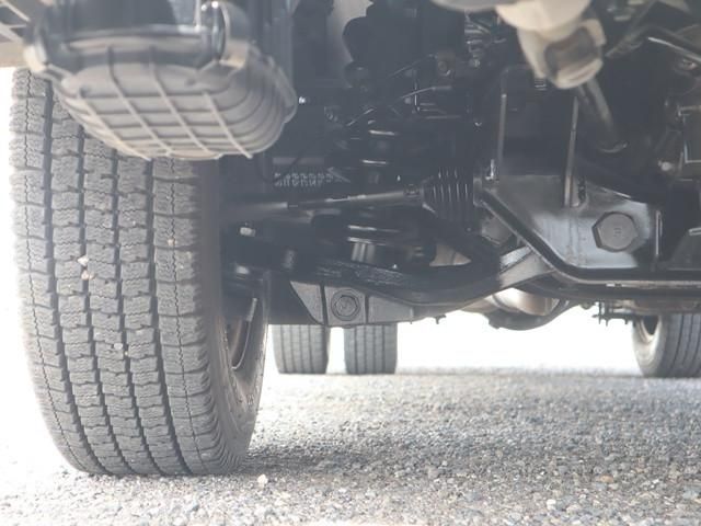 MITSUBISHI CANTER 2018 Image 31