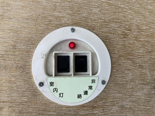 ISUZU ELF 2014 Image 31