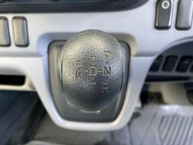 NISSAN ATLAS 2013 Image 31