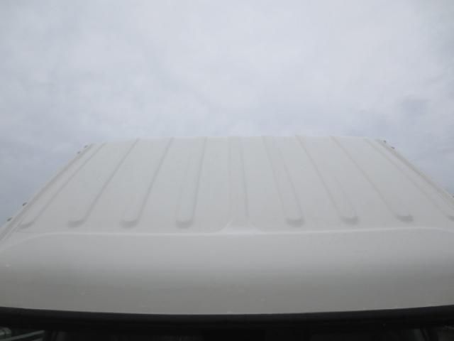 HINO DUTRO 2018 Image 31