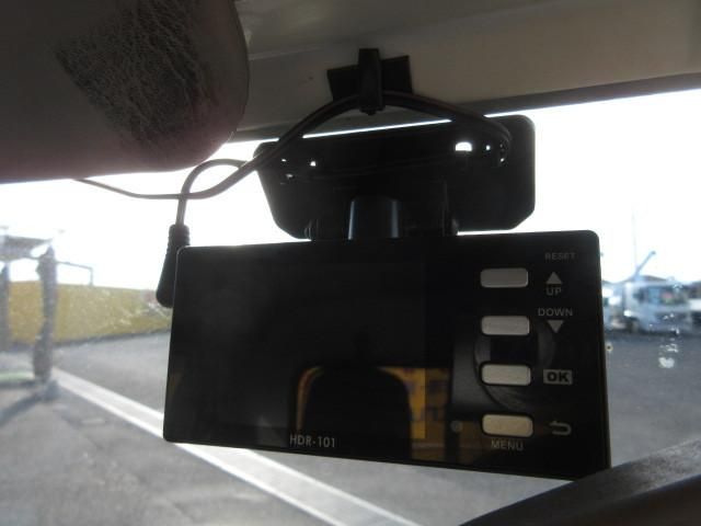 NISSAN CLIPPER TRUCK 2015 Image 31