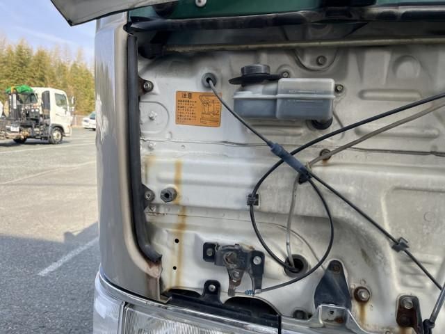 HINO PROFIA 1996 Image 31